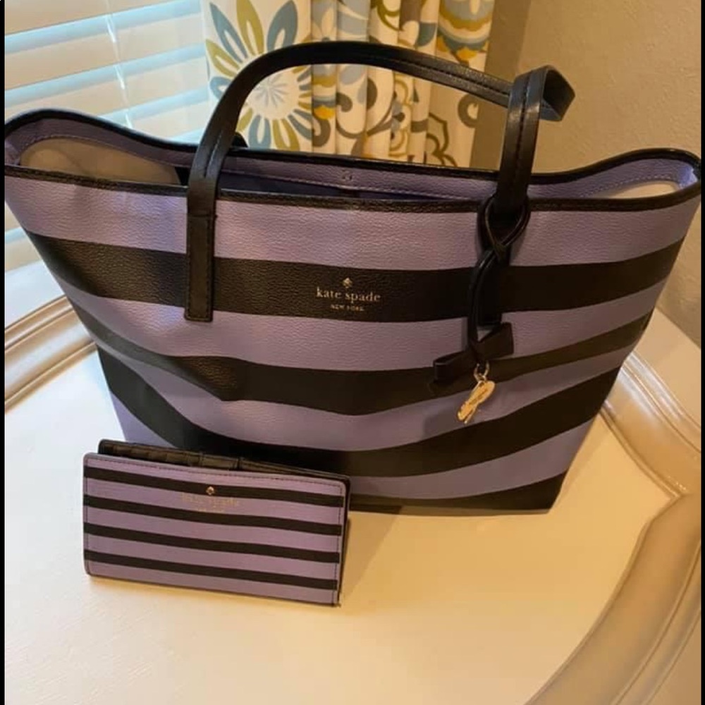 Kate spade purse